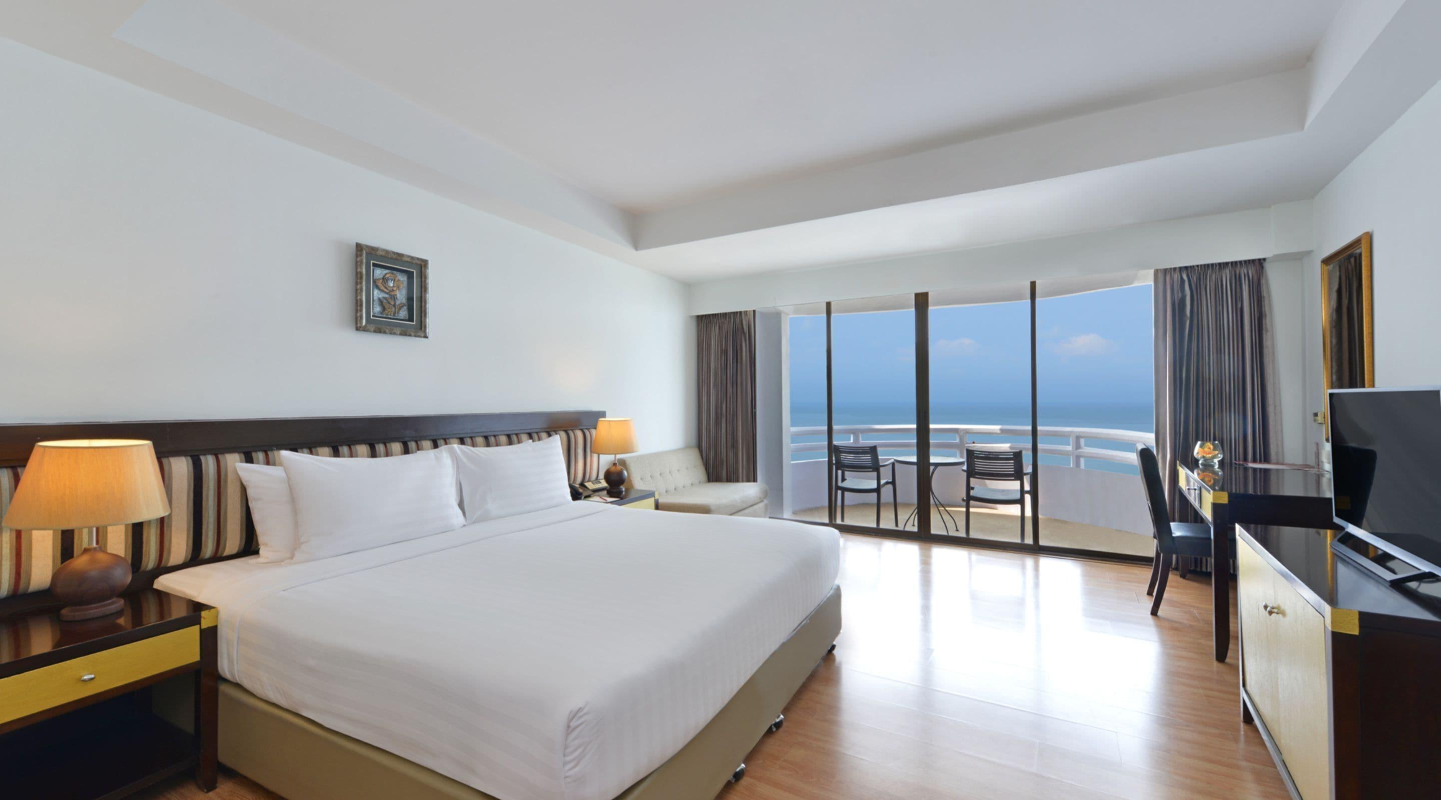 Deluxe Ocean View,1404273800:JPEG